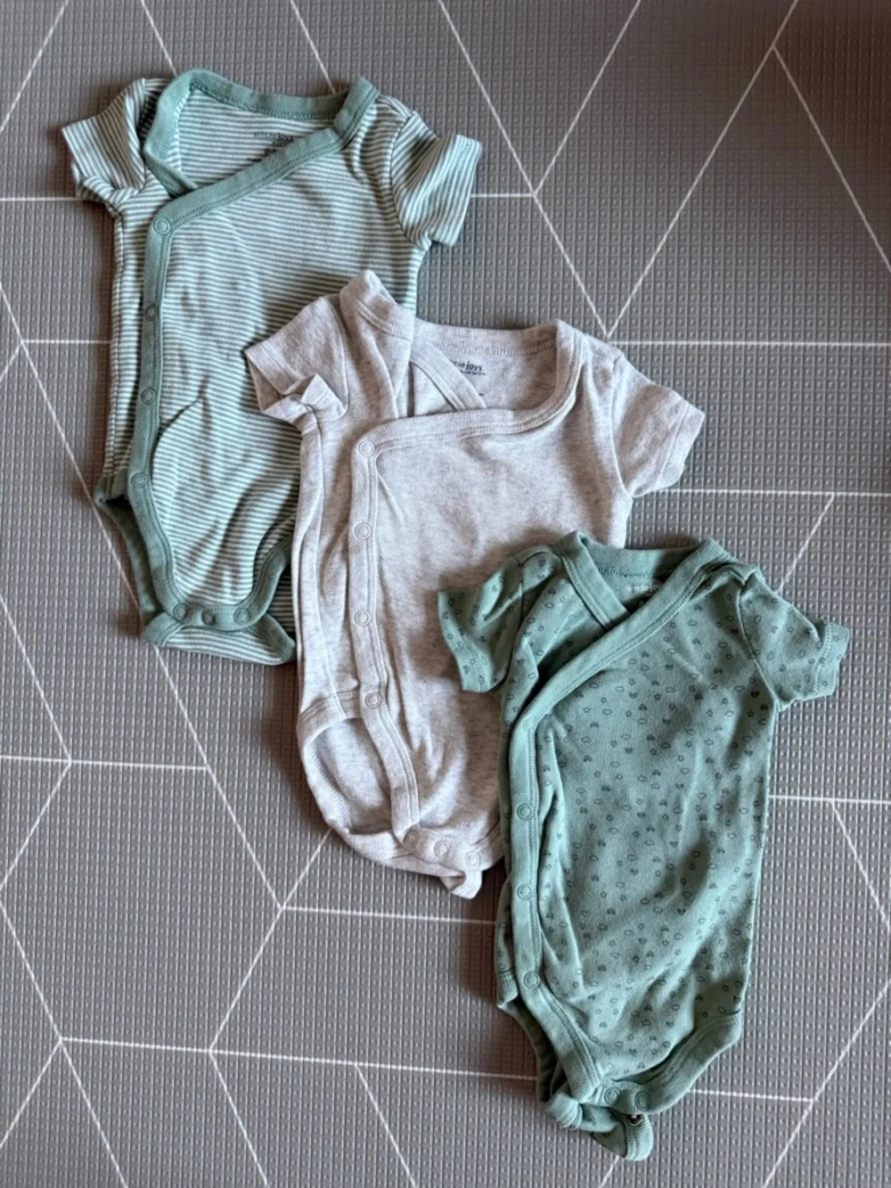 Simple Joys|Baby boy or gender neutral Cotton Kimono Onesie Bodysuit SET,neutral - Picture 5 of 9